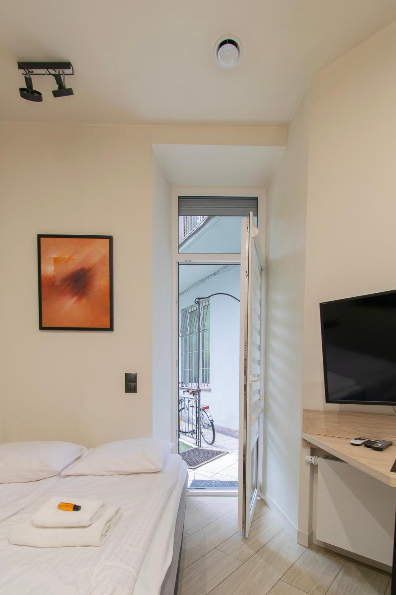 Compact Studios Slowackiego Avenue Krakow Dış mekan fotoğraf