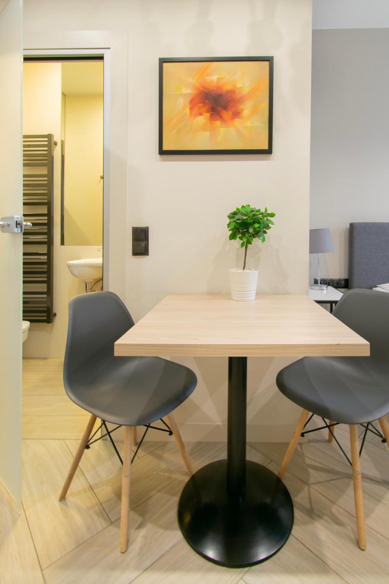 Compact Studios Slowackiego Avenue Krakow Dış mekan fotoğraf