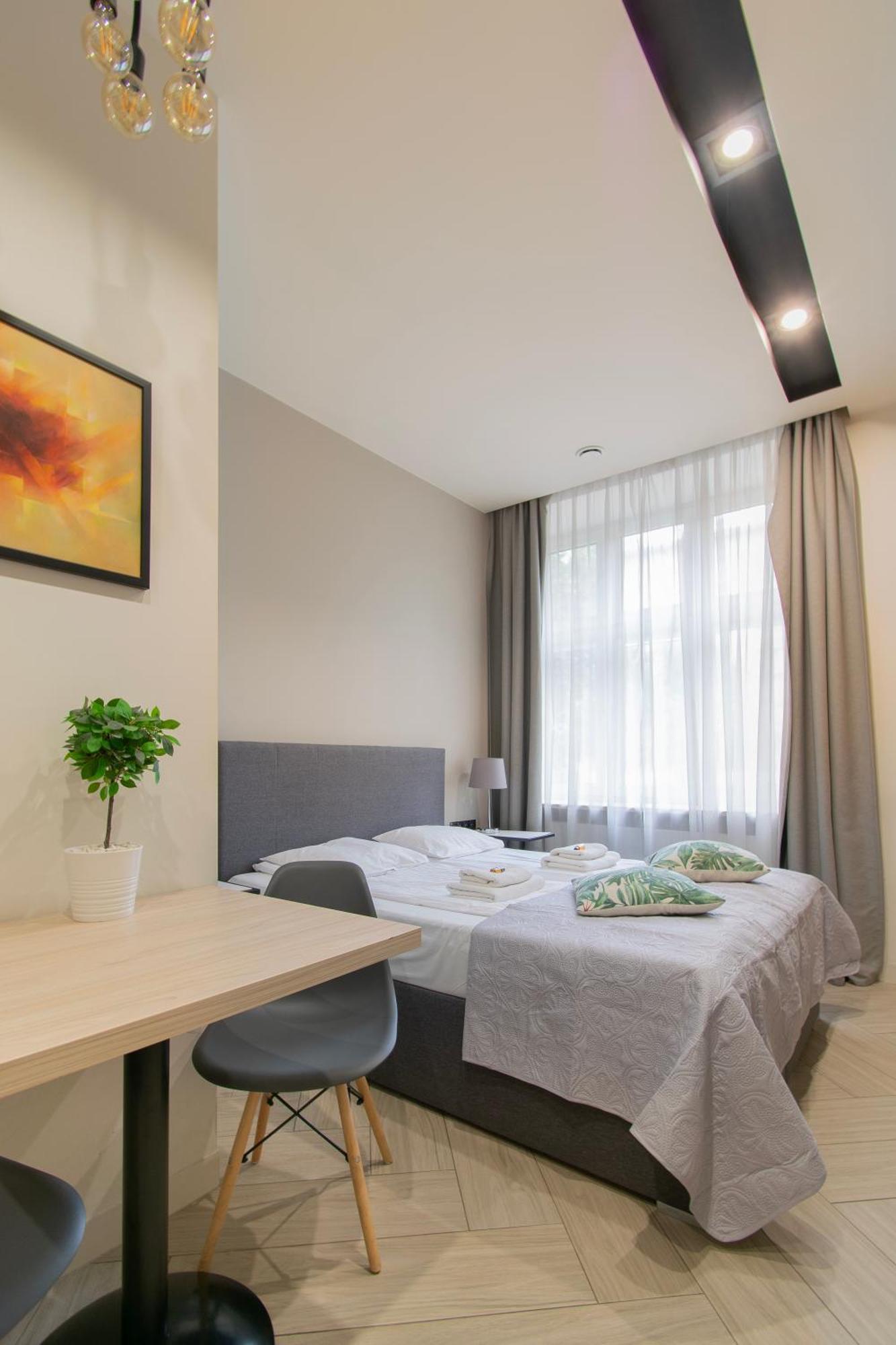 Compact Studios Slowackiego Avenue Krakow Dış mekan fotoğraf