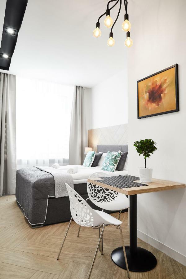 Compact Studios Slowackiego Avenue Krakow Dış mekan fotoğraf